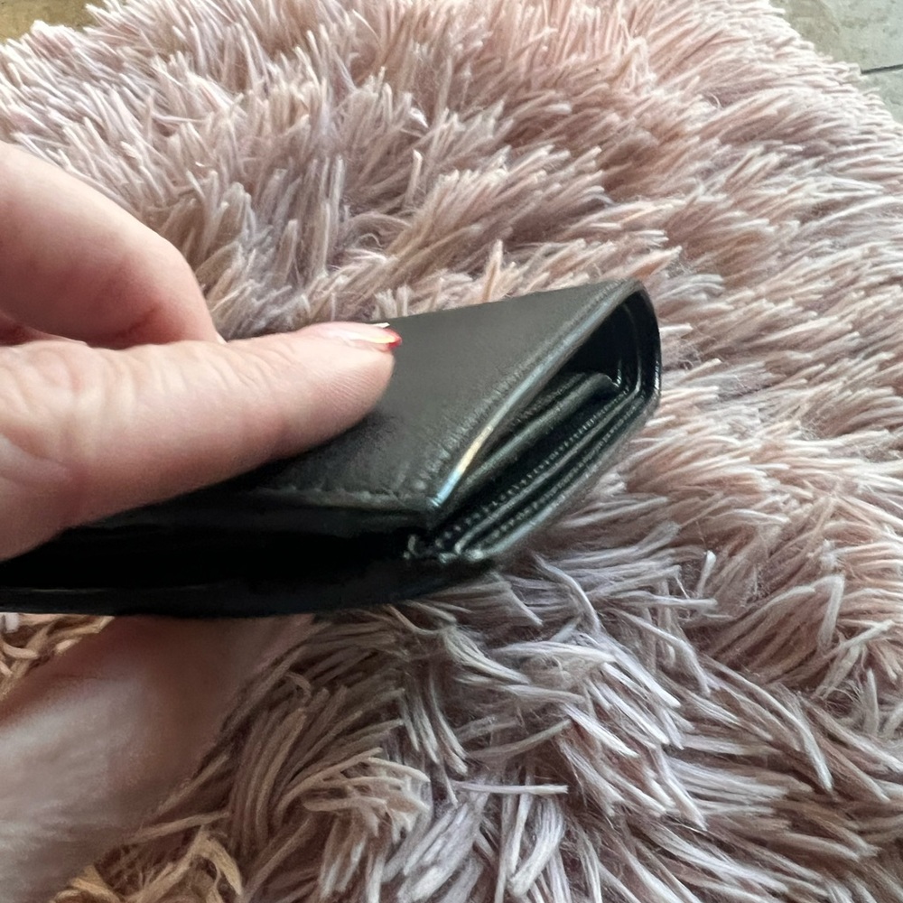 NWOT Gorgeous Balenciaga Black Leather Bi-Fold Wallet - Picture 5 of 7